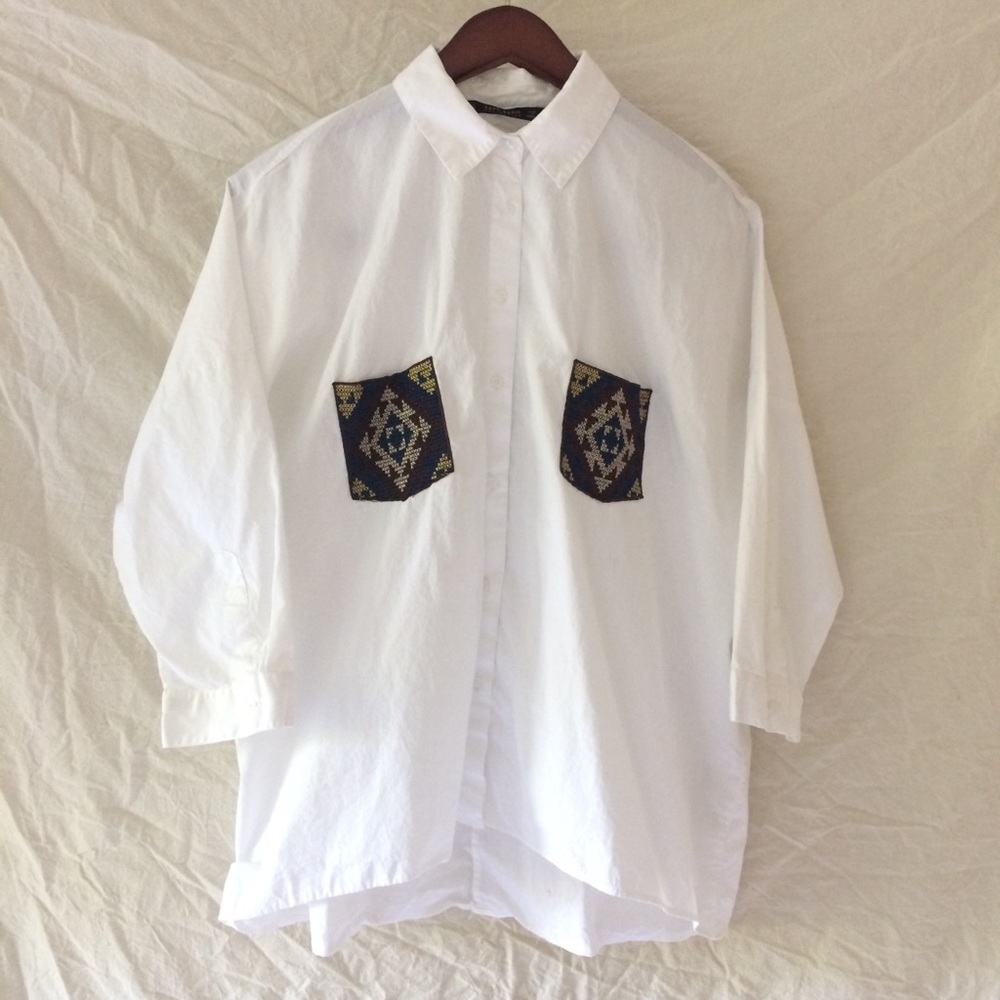 SOLD Zara casual button down Aztec style pocket - Picture 3 of 7